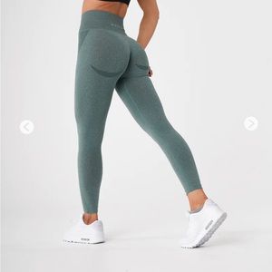 NVGTN leggings